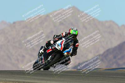 media/Feb-13-2022-SoCal Trackdays (Sun) [[c9210d39ca]]/Turn 9 (1145am)/